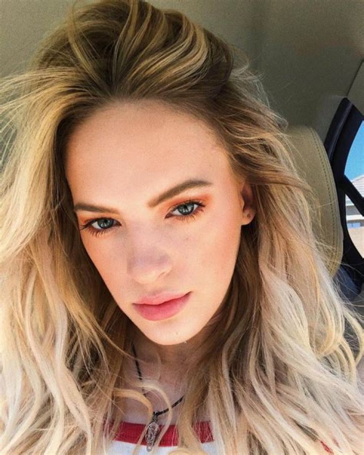 Addison Moffett Biography - Facts, Childhood, Family Life & Achievements