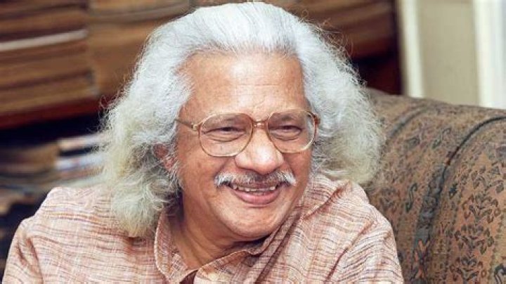 Adoor Gopalakrishnan Biography – Facts, Childhood, Family Life, Achievements