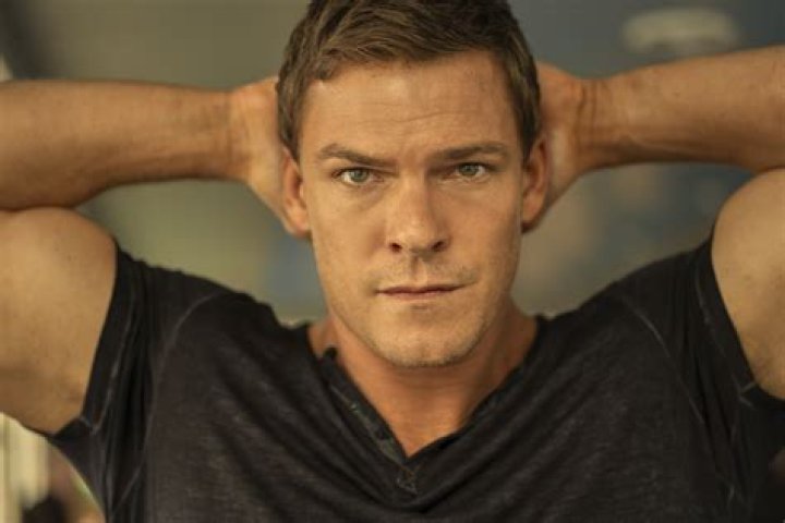 Alan Ritchson Biography - Facts, Childhood, Family Life & Achievements