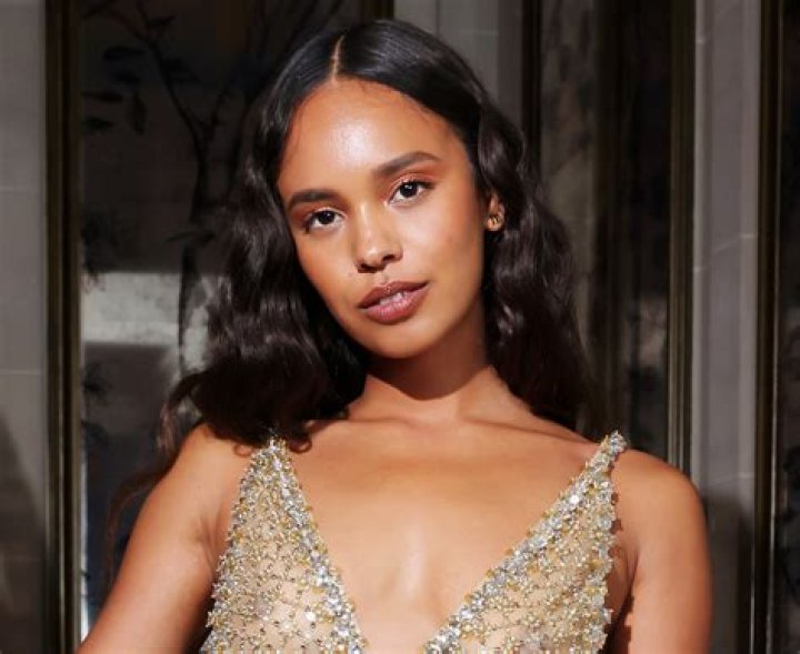 Alisha Boe Shows Off Fit Figure "In Her Active Era" — Celebwell