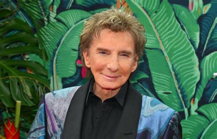 Barry Manilow Now Pictures : How old is Barry Manilow now