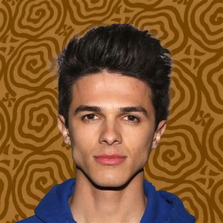 Brent Rivera Wiki, Bio, Girlfriend, Net Worth, Age & More