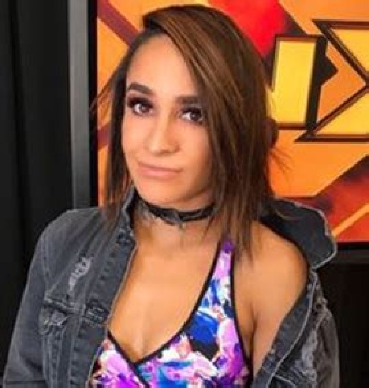 Dakota Kai Measurements Height Weight Shoe Size Stats Facts Family
