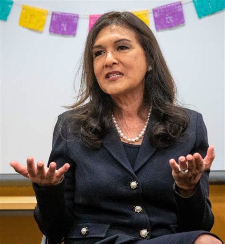 Flight Attendant Diana Ramos Wiki, Obituary, Age, Husband, Kids and More