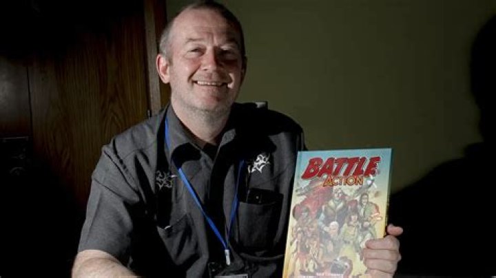 Garth Ennis Biography - Facts, Childhood, Family Life & Achievements