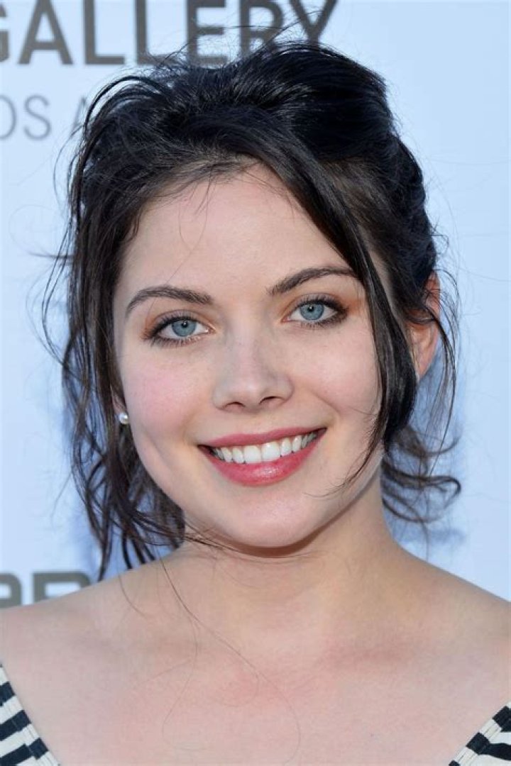 Grace Phipps Biography – Facts, Childhood, Family Life of Actress & Singer