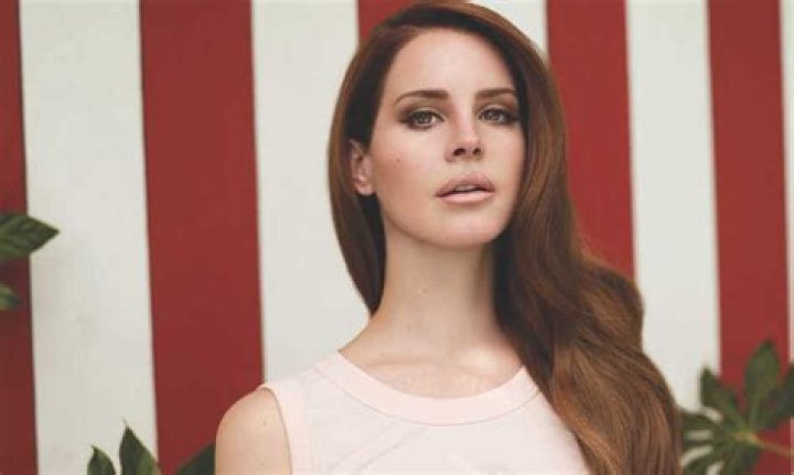 
How Much Money Does Lana Del Rey Make? Latest Income Salary
