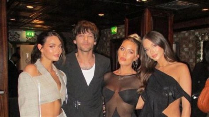 
How Much Money Does Louis Tomlinson Make? Latest Income Salary
