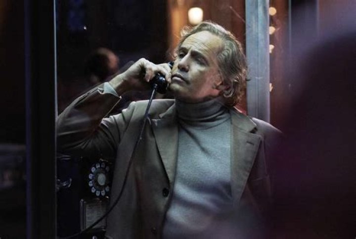 Is Billy Zane rich? – Celebrity