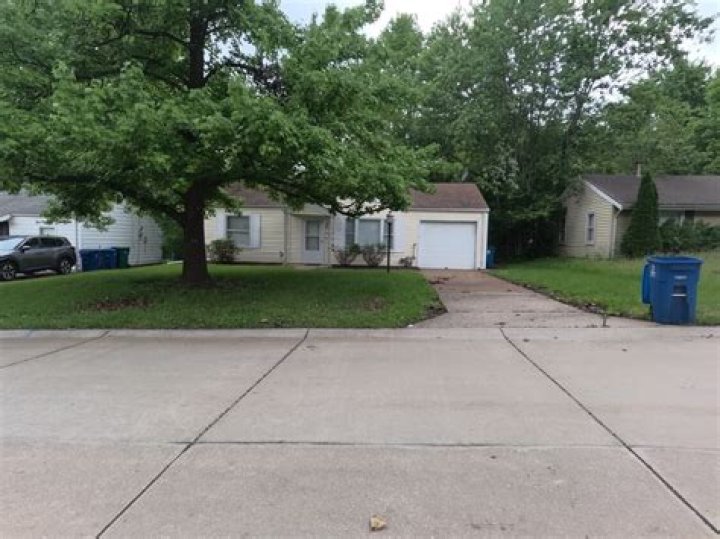 Jennifer Nicole MARSHALL Died at Regency Apartments located in the 9800 block of Shallow Creek