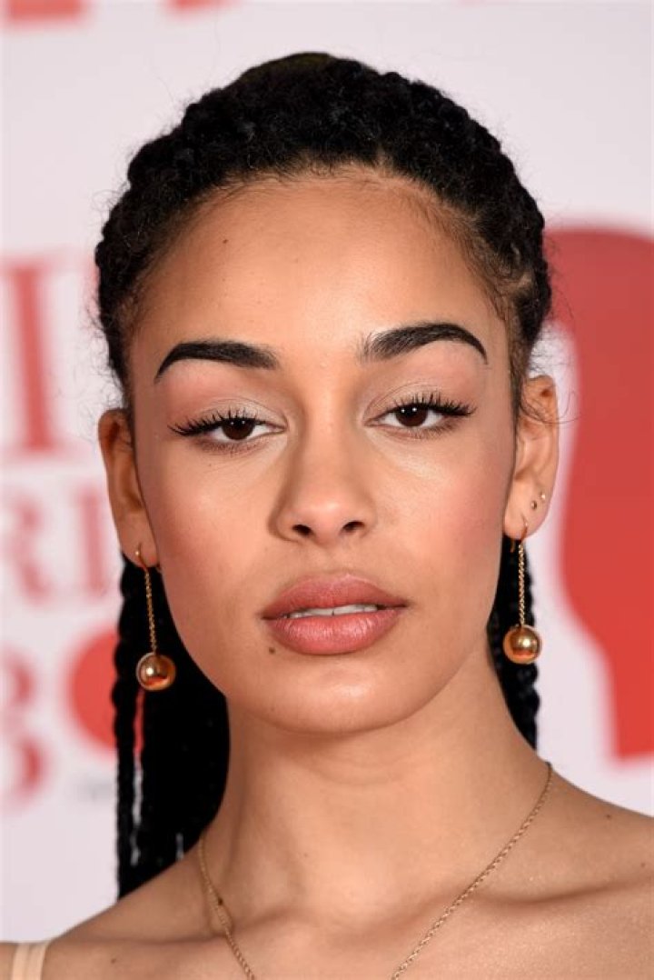 Jorja Smith Biography - Facts, Childhood, Family Life & Achievements