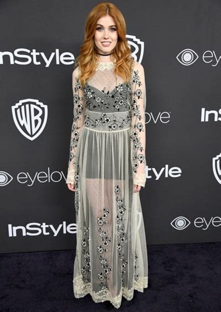 Katherine McNamara Body Measurements Height Weight Bra Size Facts