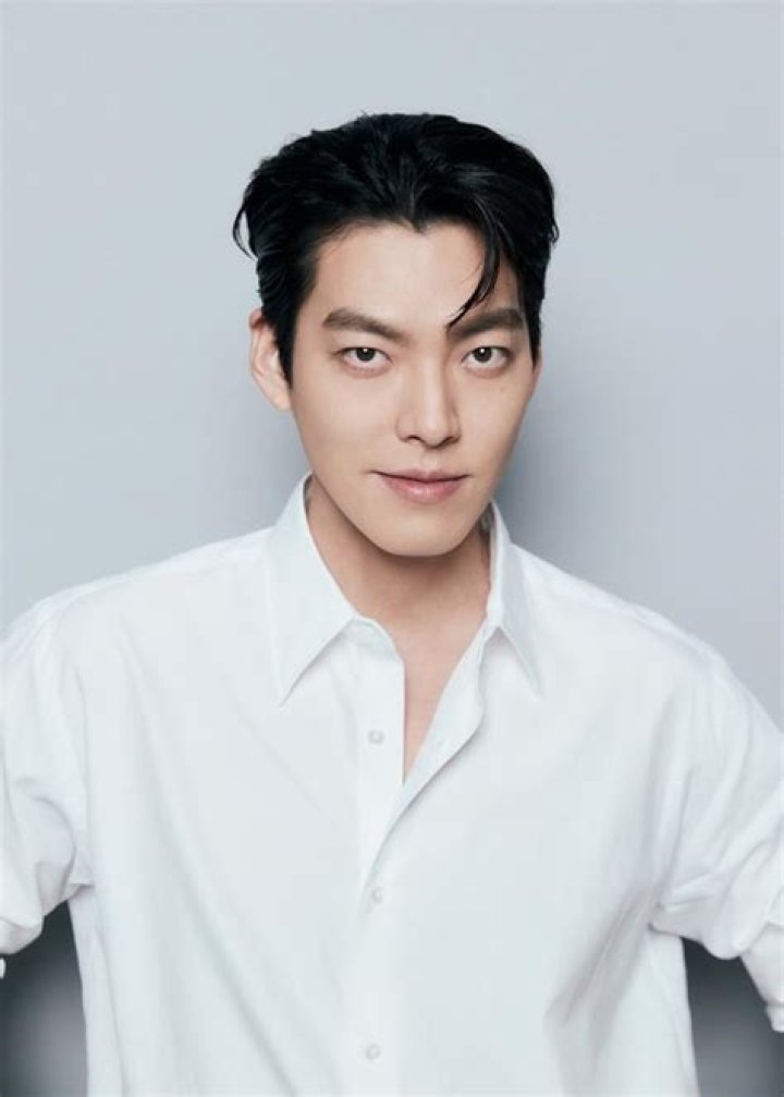 Kim Woo Bin Wiki, Age, Wife, Girlfriend, Net Worth & Parents