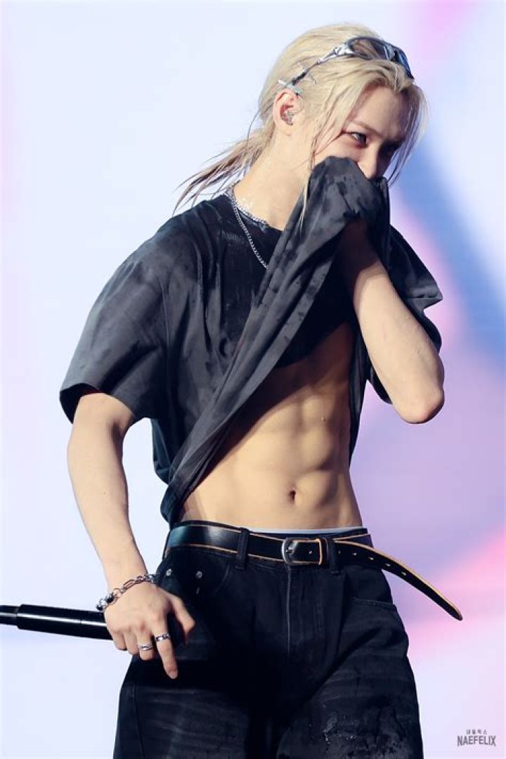 Lee Felix ( Lee Yong-bok)