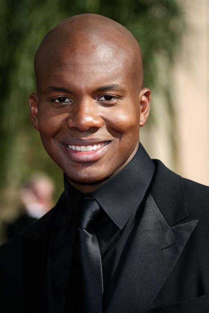 Leonard Roberts Net Worth