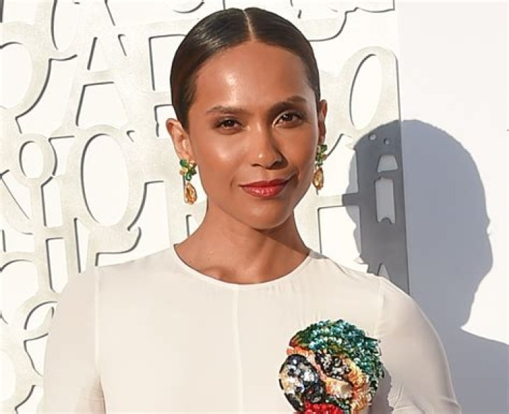 Lucifer Star Lesley-Ann Brandt Shares Swimsuit Photo Saying “It’s Fall”