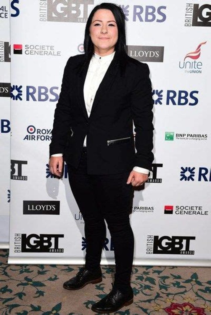 Lucy Spraggan Body Measurements Height Weight Bra Size Shoe Age Ethnicity