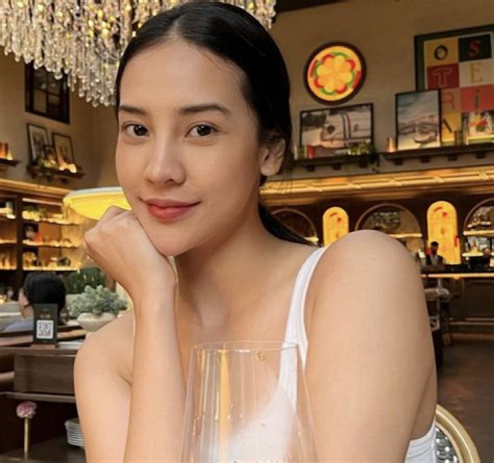 Anya Geraldine in Bathing Suit Says "Girls Just Wanna Have Fun" — Celebwell