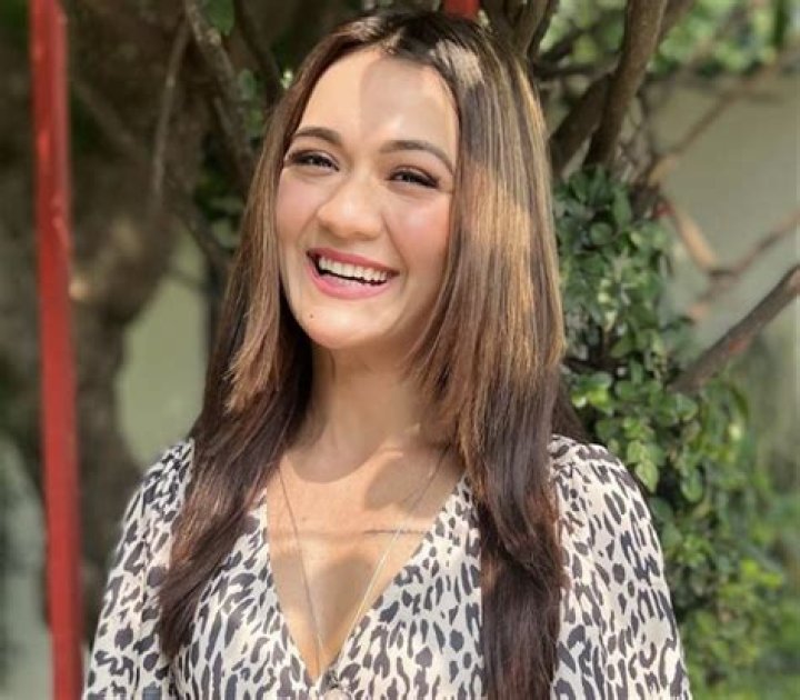 Aradhana Sharma in Bathing Suit is in "Vacation Mode" — Celebwell