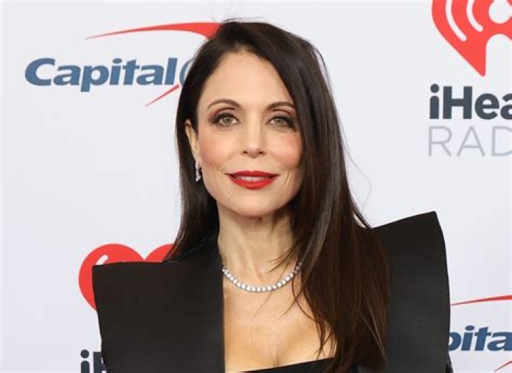Bethenny Frankel in Bathing Suit Reveals “Resolutions” — Celebwell