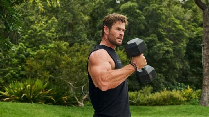 Chris Hemsworth Shares Intense Workout That Gets Him Ripped — Celebwell
