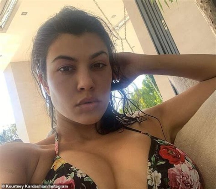 Kourtney Kardashian Shares Bikini Selfie in Mirror — Celebwell