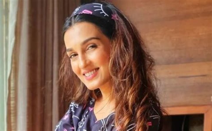 Shiny Doshi in Bathing Suit Says "There is Divinity in the Clouds" — Celebwell