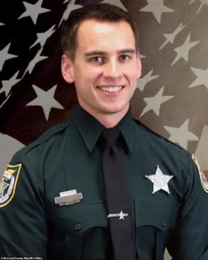 Obituary | “Deputy Austin Walsh Died in ‘off-duty incident,’