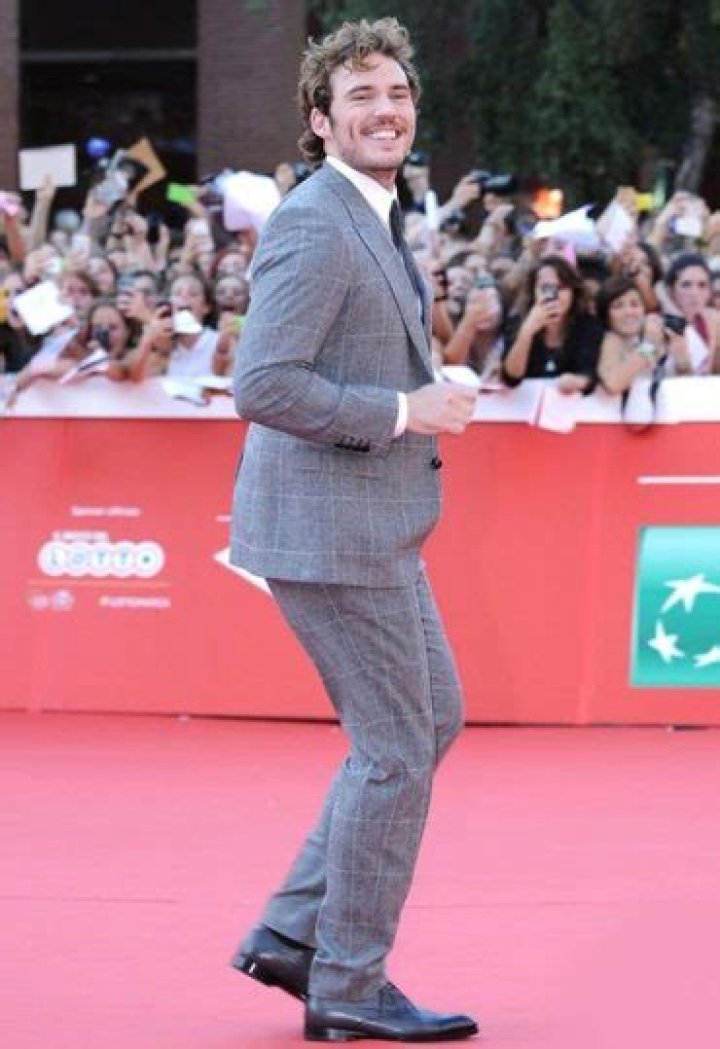 Sam Claflin Height Weight Shoe Size Body Measurements Ethnicity