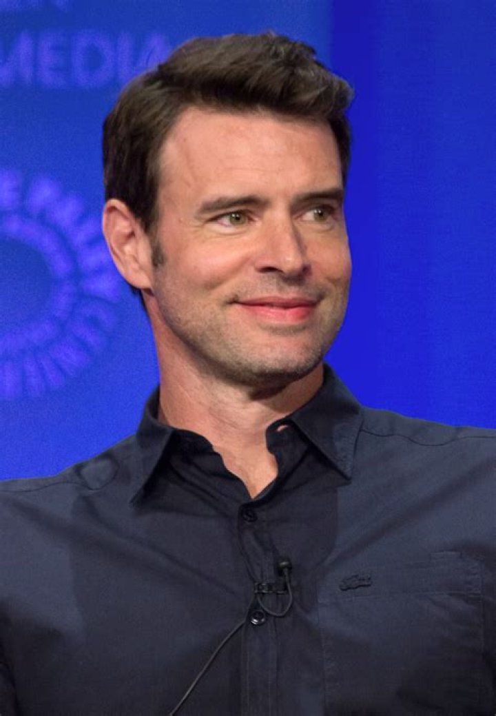 Scott Foley Biography - Facts, Childhood, Family Life & Achievements