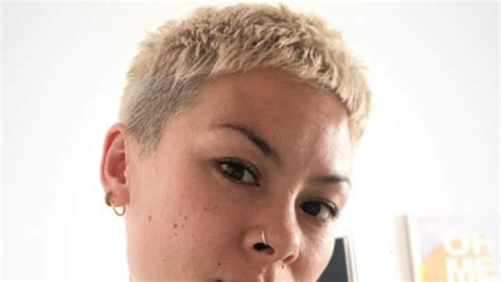 Shadow and Bone Star Anna Leong Brophy Shares Swimsuit Photo of “Beautiful People” — Celebwell