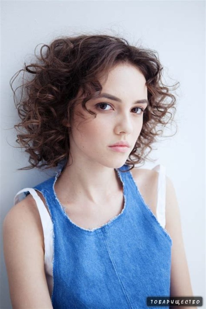 Stasya Miloslavskaya Wiki, Age, Height, Boyfriend & Net Worth