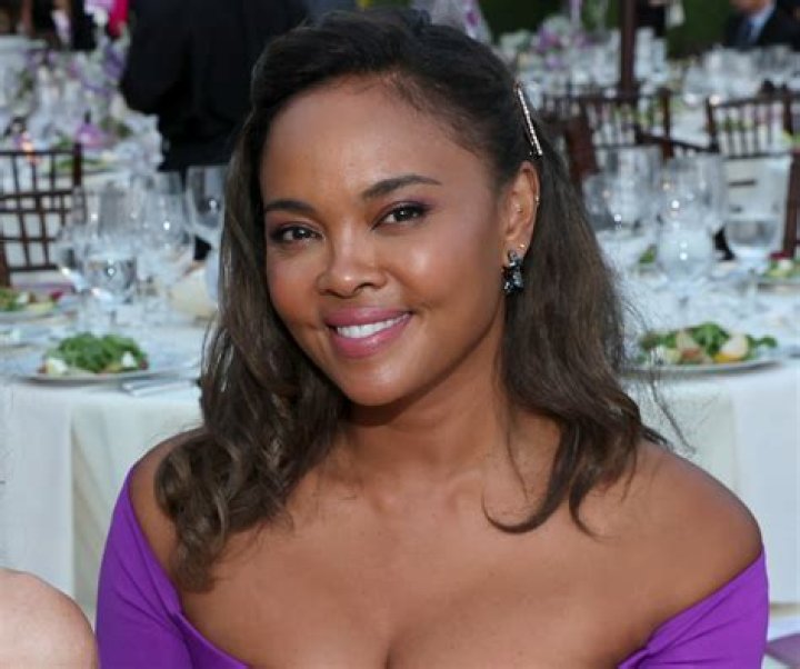 Suits Star Sharon Leal Shares Swimsuit Photo in Mini Pool