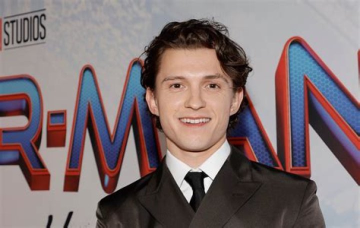 Tom Holland Biography - Facts, Childhood, Family Life & Achievements