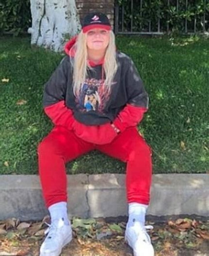 Tones and I Height Weight Body Measurements Family Ethnicity