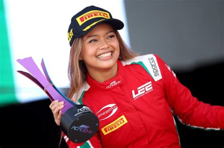 Famous Female F1 Drivers